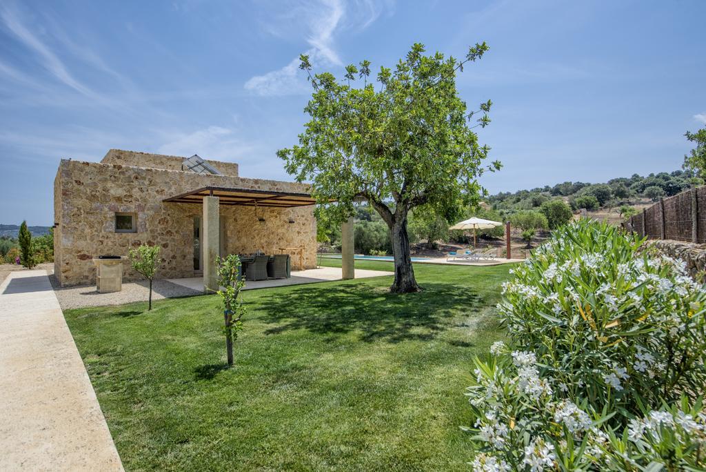 Es Lligats Agroturismo - Adults Only Sant Llorenc Des Cardassar Exterior photo